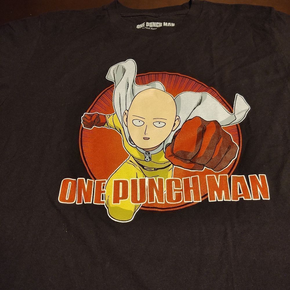 One Punch Man Men's T-Shirt Size Medium